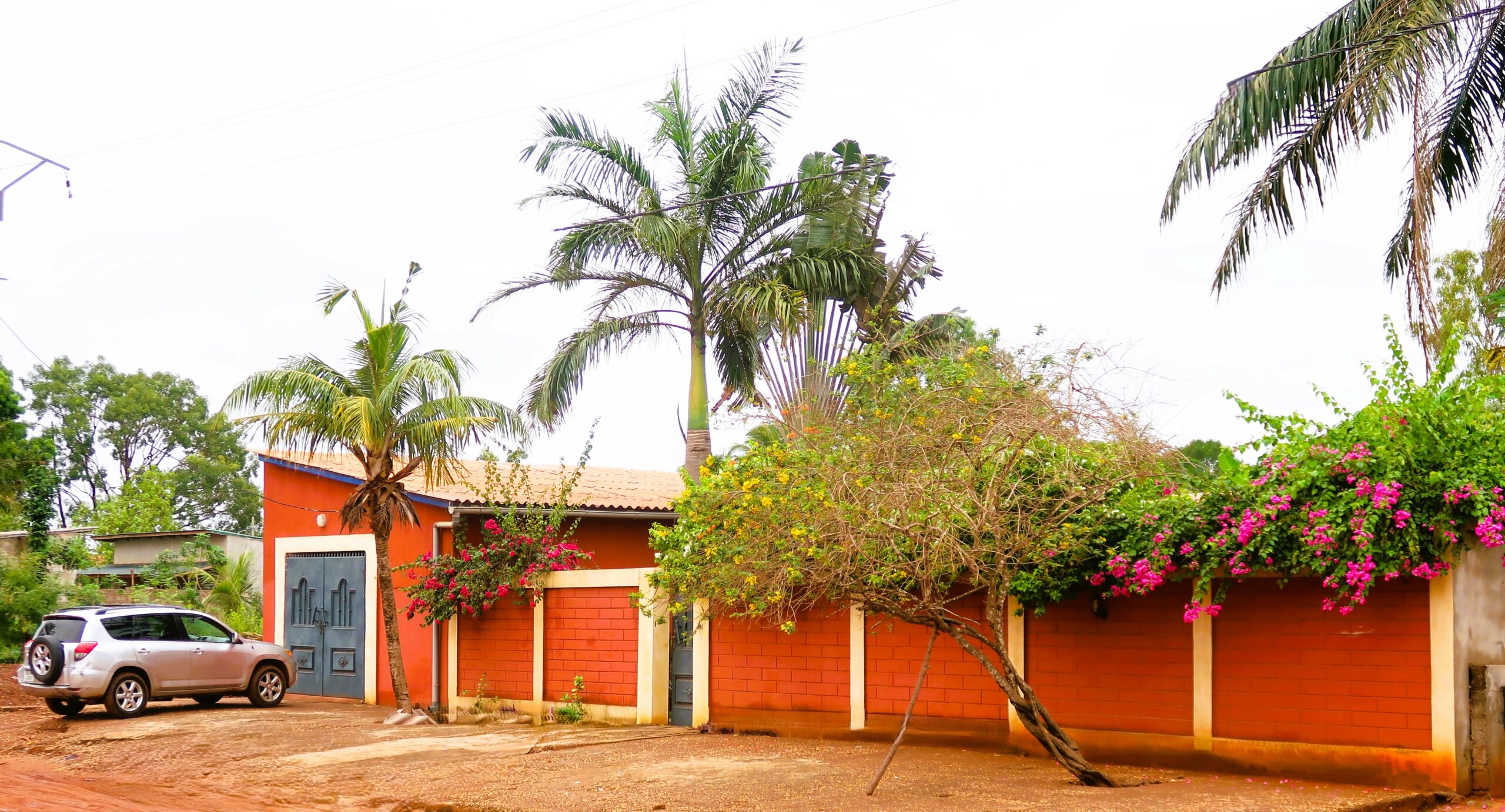 OUIDAH. GBETO NORD. MAISON MEUBLEE